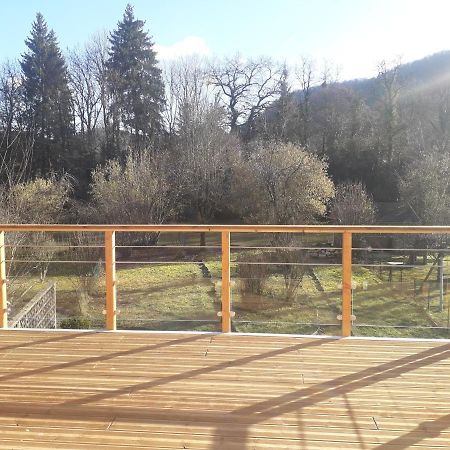 Une Evidence Tendance Et Design Ornans Buitenkant foto
