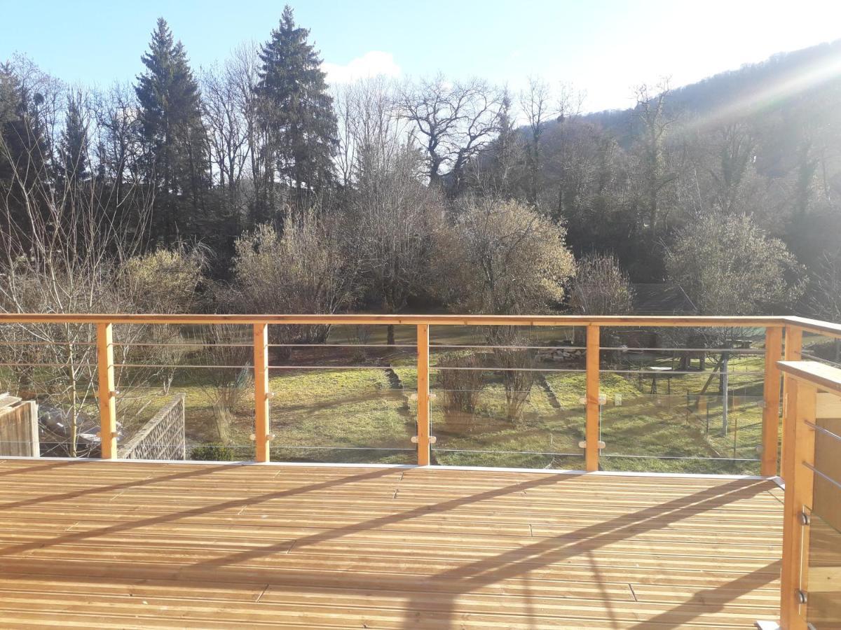 Une Evidence Tendance Et Design Ornans Buitenkant foto